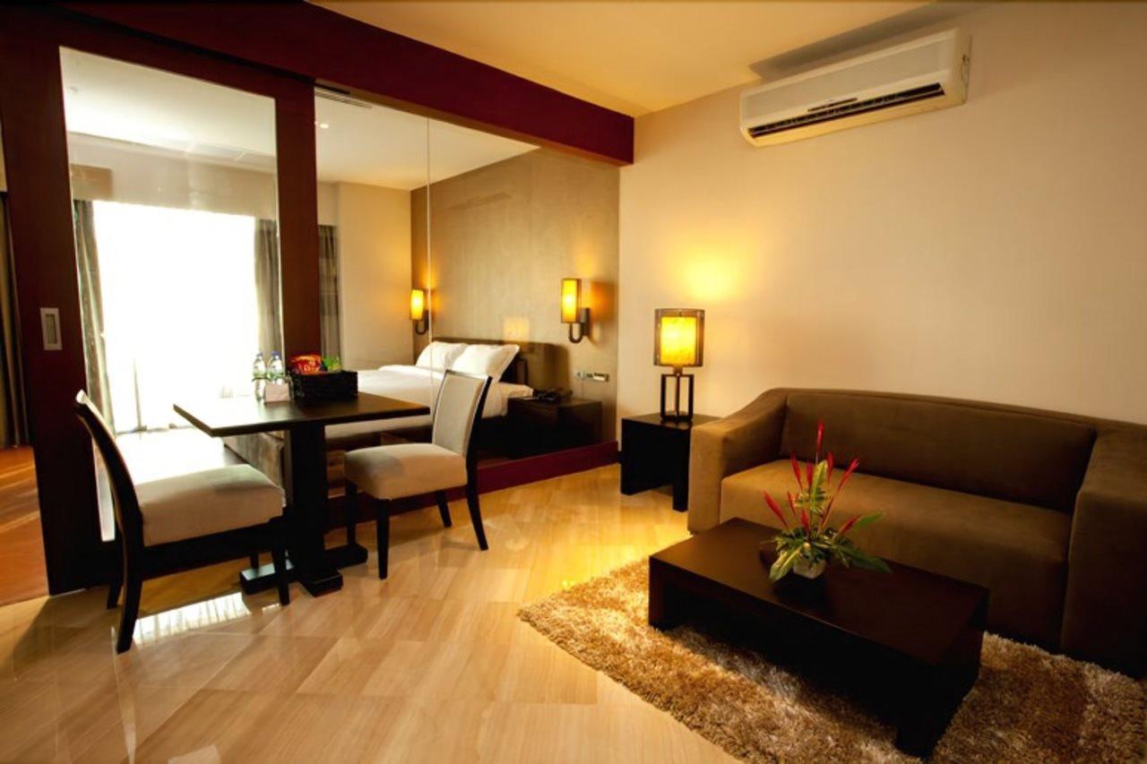 Pietra Bangkok Hotel Ngoại thất bức ảnh