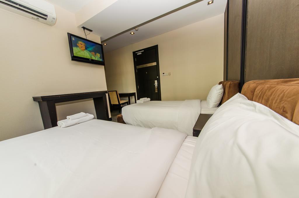 Pietra Bangkok Hotel Ngoại thất bức ảnh