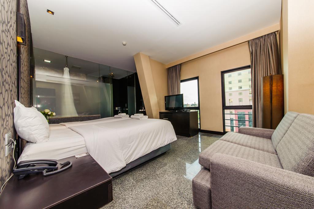 Pietra Bangkok Hotel Ngoại thất bức ảnh