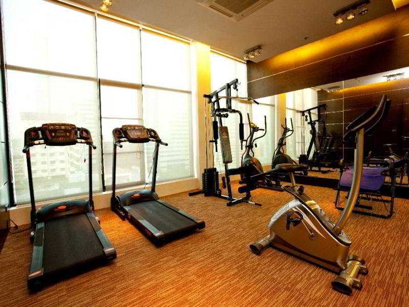 Pietra Bangkok Hotel Ngoại thất bức ảnh