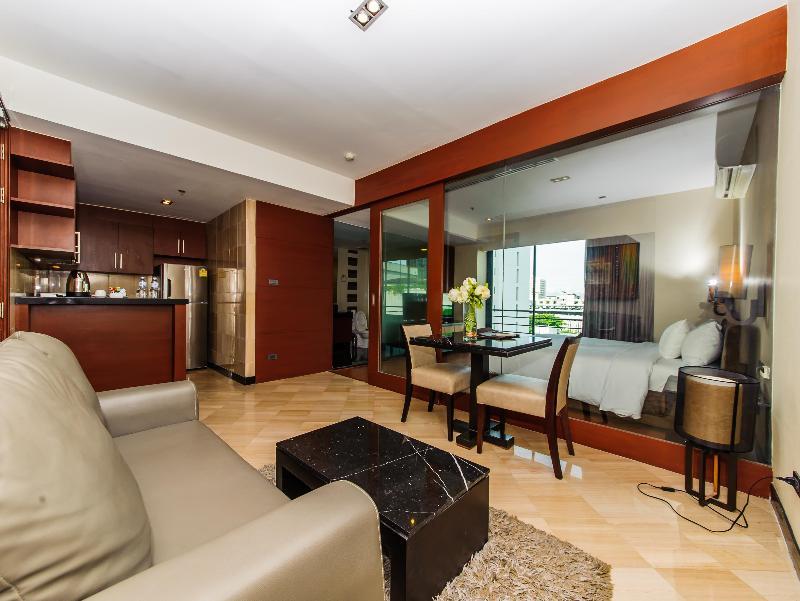 Pietra Bangkok Hotel Ngoại thất bức ảnh