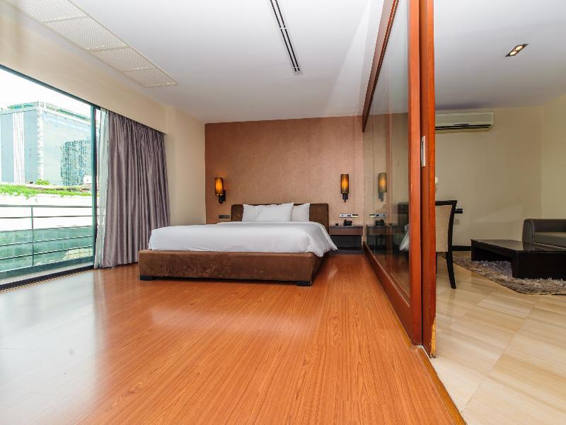 Pietra Bangkok Hotel Ngoại thất bức ảnh