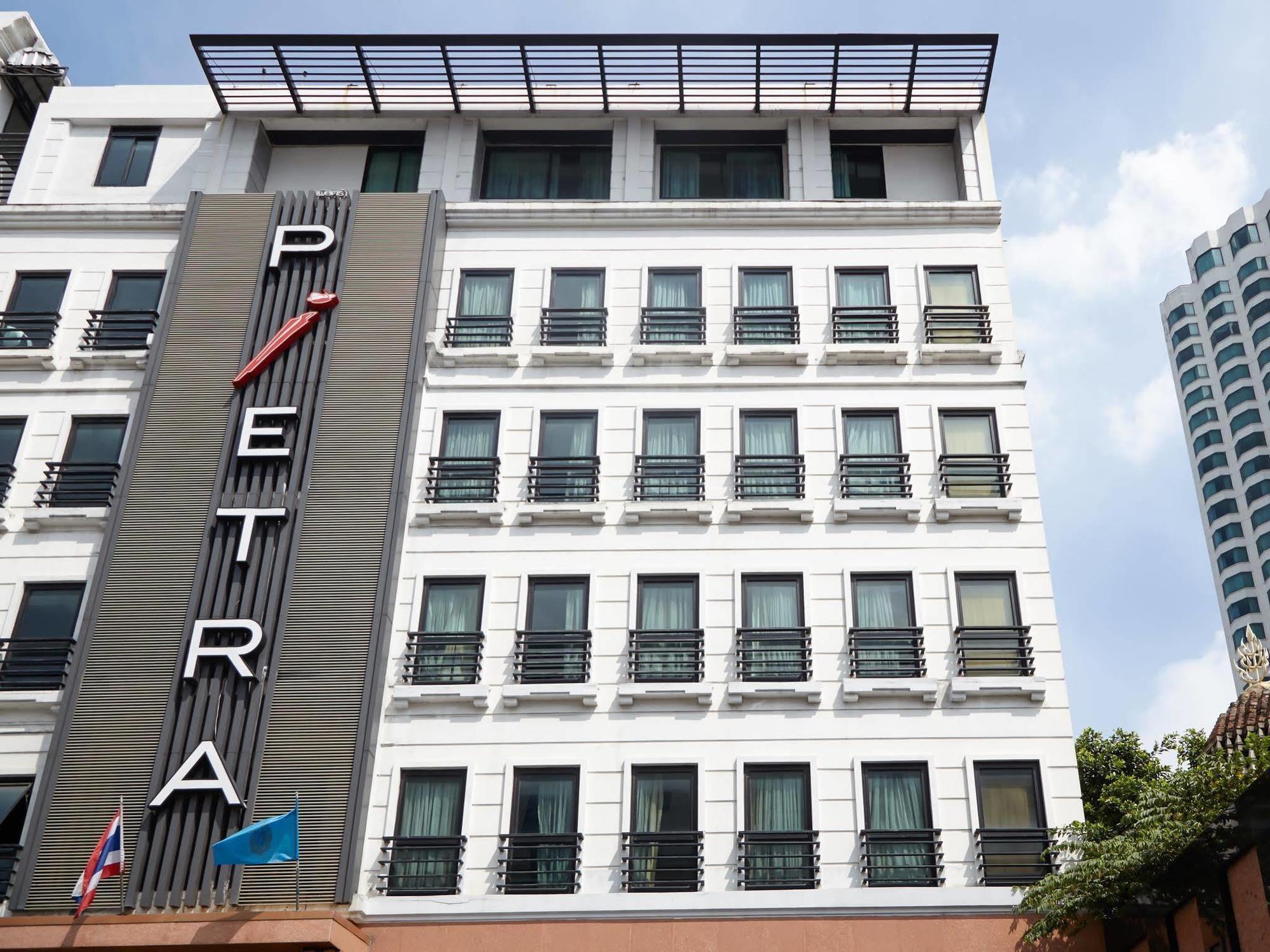 Pietra Bangkok Hotel Ngoại thất bức ảnh